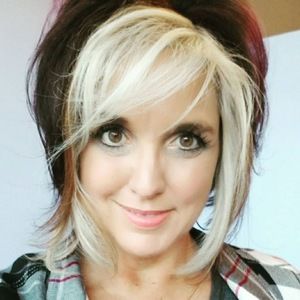 Meet your Posher, Cecily